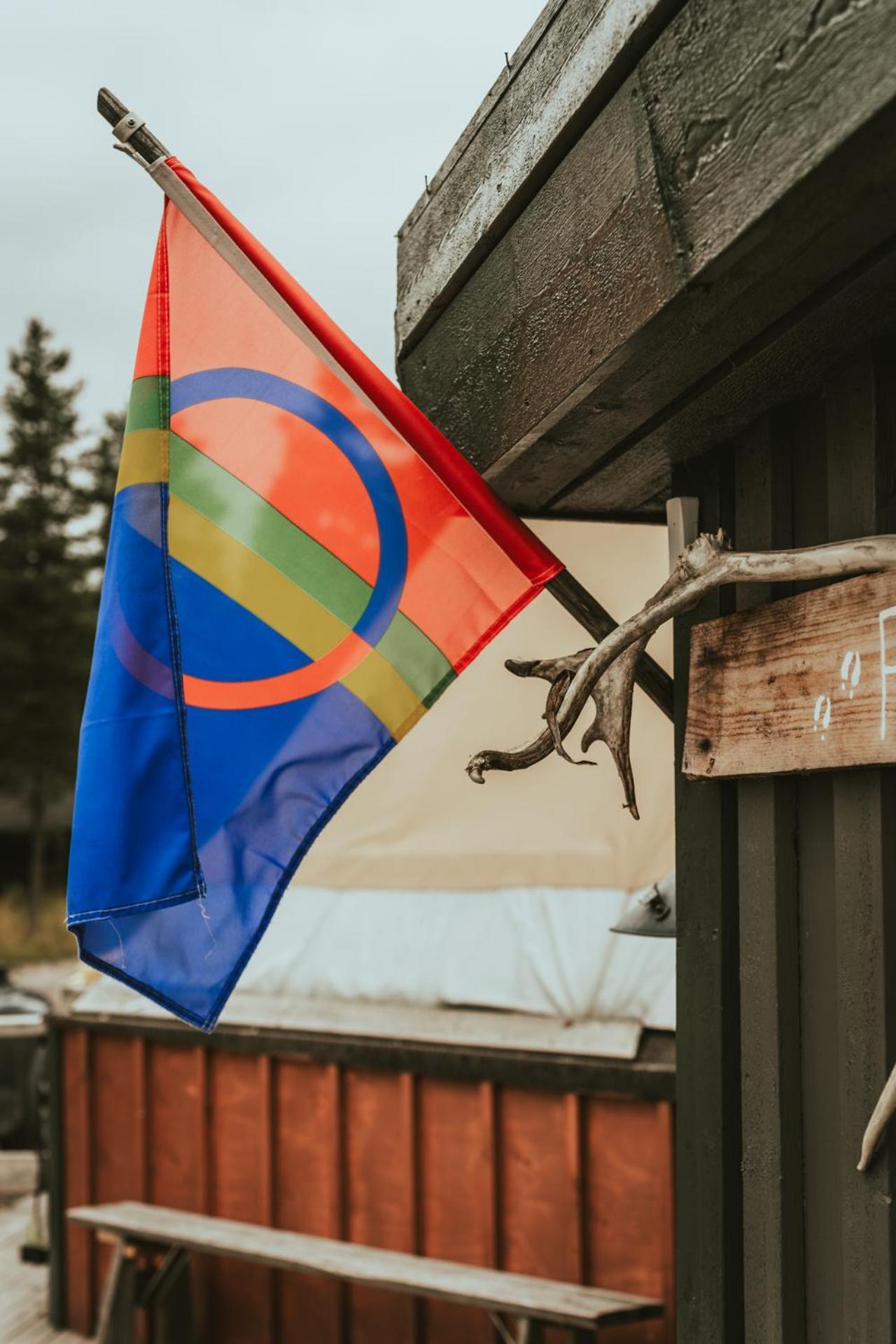 Reindeer Lodge Юккасъярви Экстерьер фото